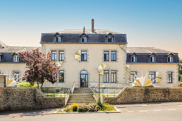 Centre d'art contemporain de Pontmain 2024 © Vincent Mauger photo Guillaume Ayer